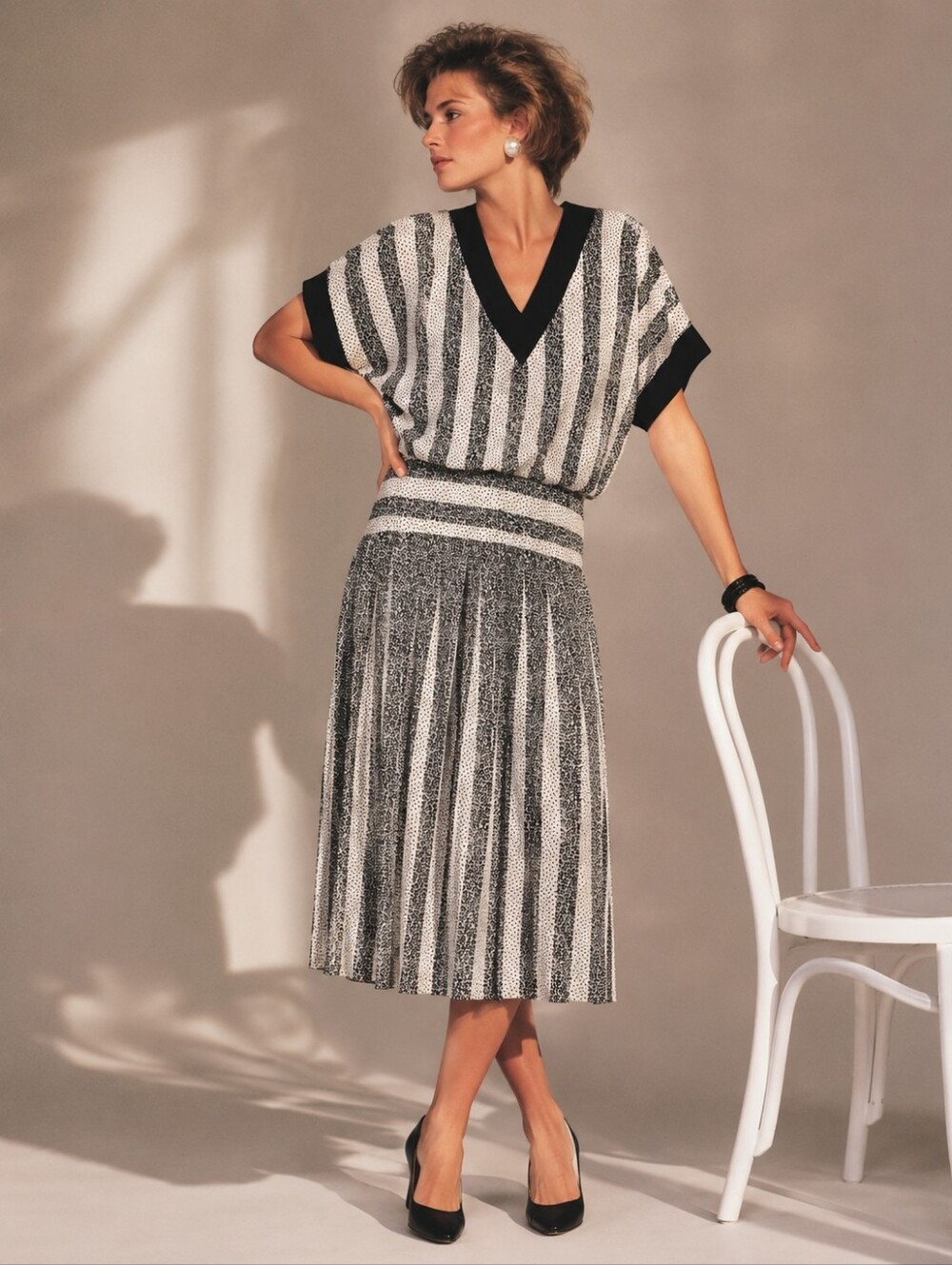 Vintage 90s JT Dress Black & White Pleated Abstract Midi Dress